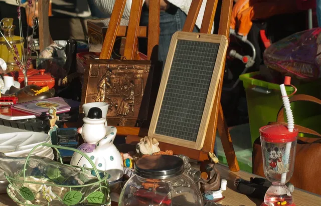 Album - Vide grenier